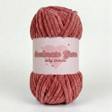 pelote de laine chenille Softy rouge grenade ultra douce pour crochet Amigurumi